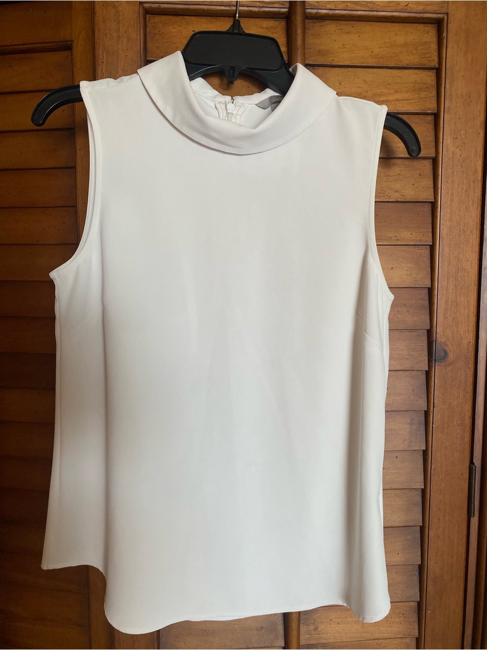 H&M Women's Sleeveless Mock Neck Top in White